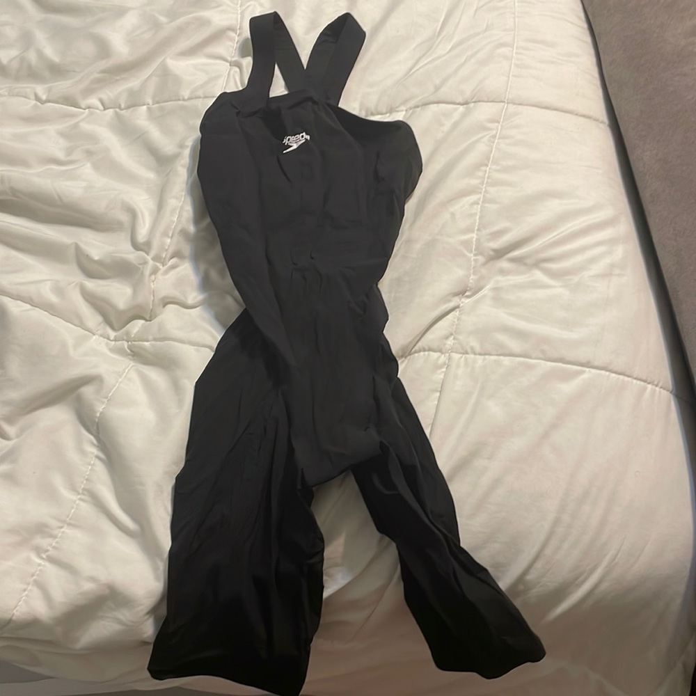 Speedo LZR Pure Valor Closed-back Kneeskin